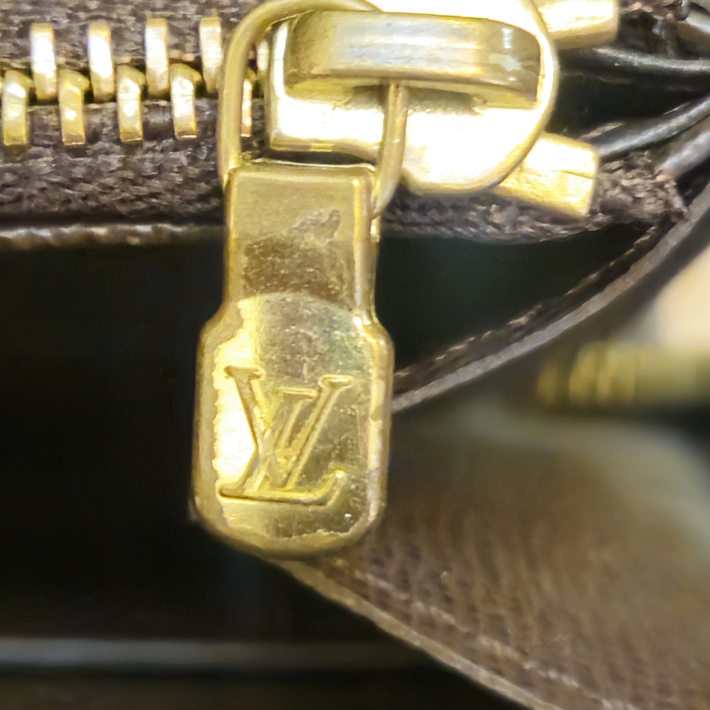 Louis Vuitton Brown Damier Ebene Zip Around Wallet - Picture 9 of 9